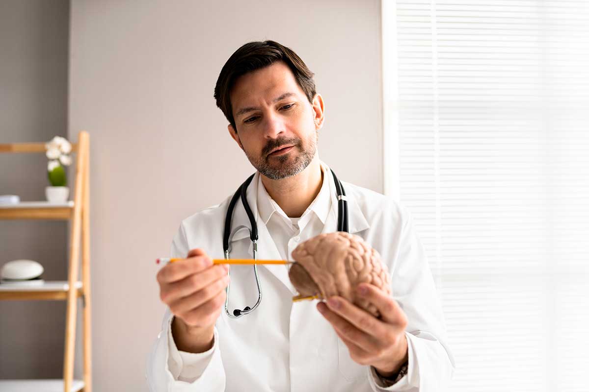 Neurologist in Maheshwar